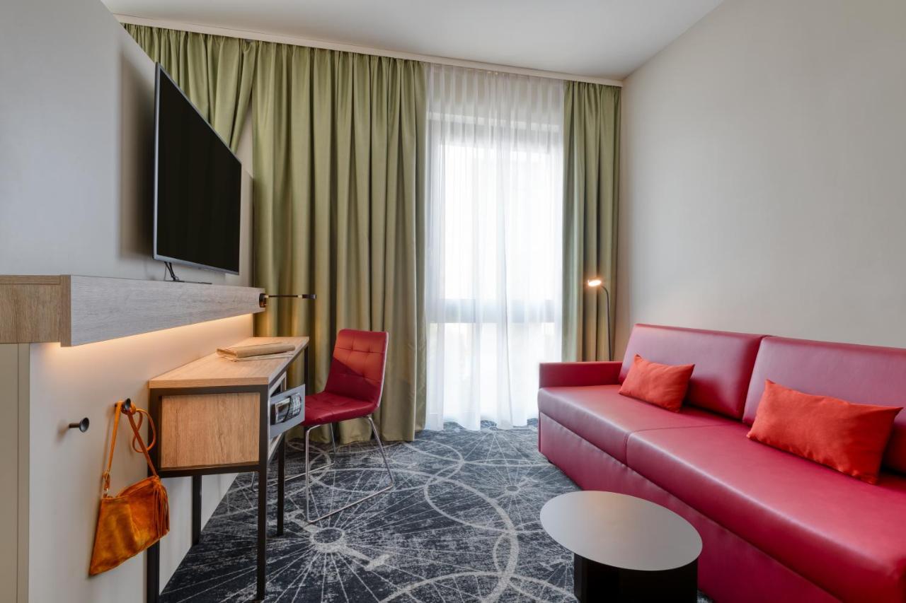 Hotel Ibis Styles Magdeburgo Exterior foto