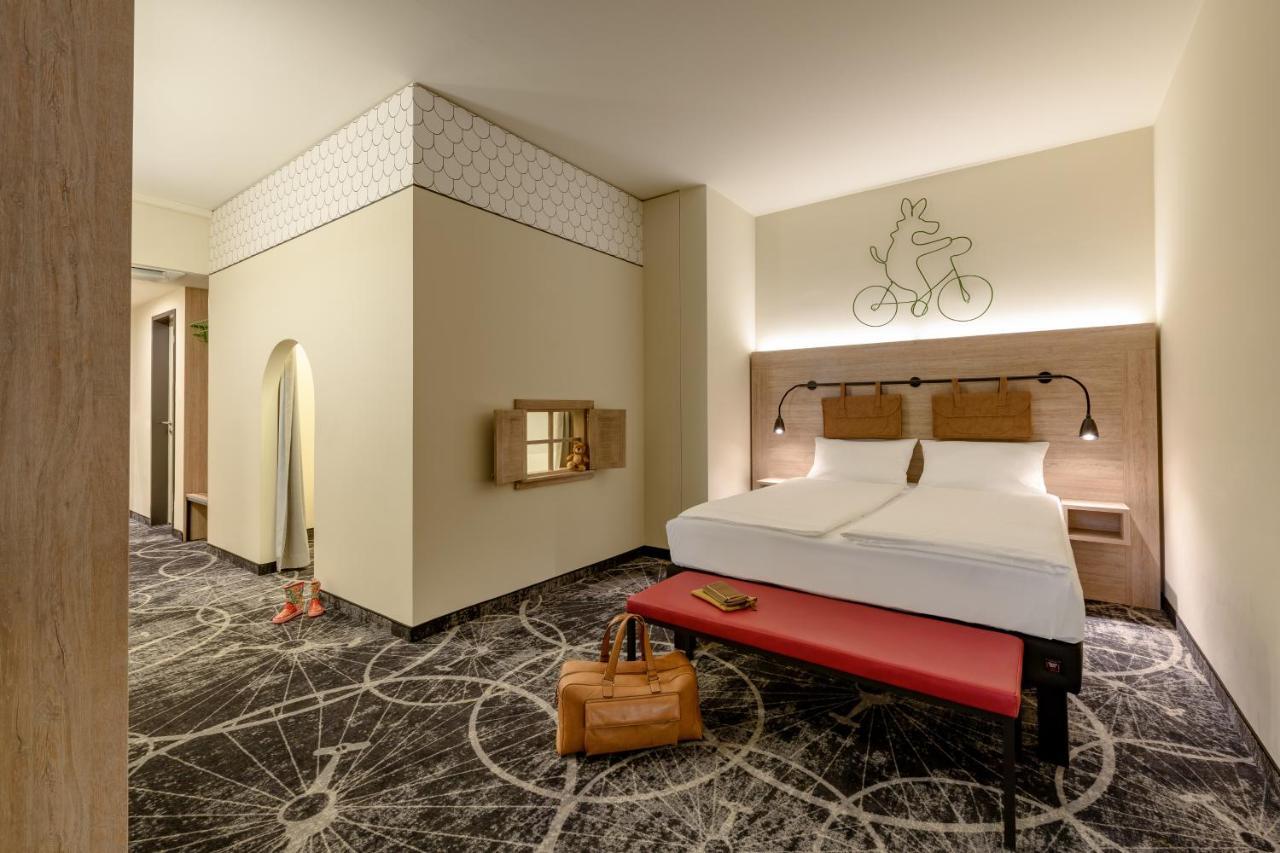 Hotel Ibis Styles Magdeburgo Exterior foto