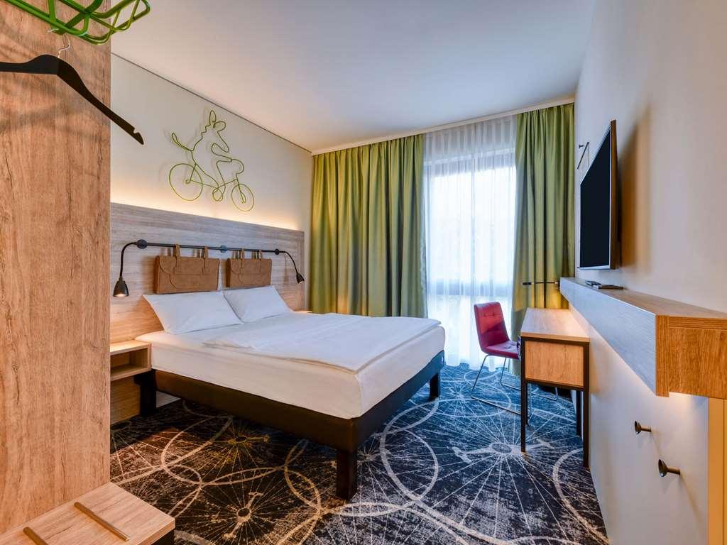 Hotel Ibis Styles Magdeburgo Habitación foto