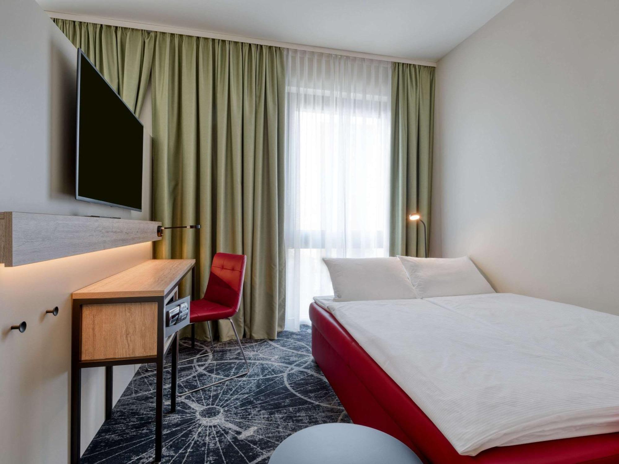 Hotel Ibis Styles Magdeburgo Exterior foto